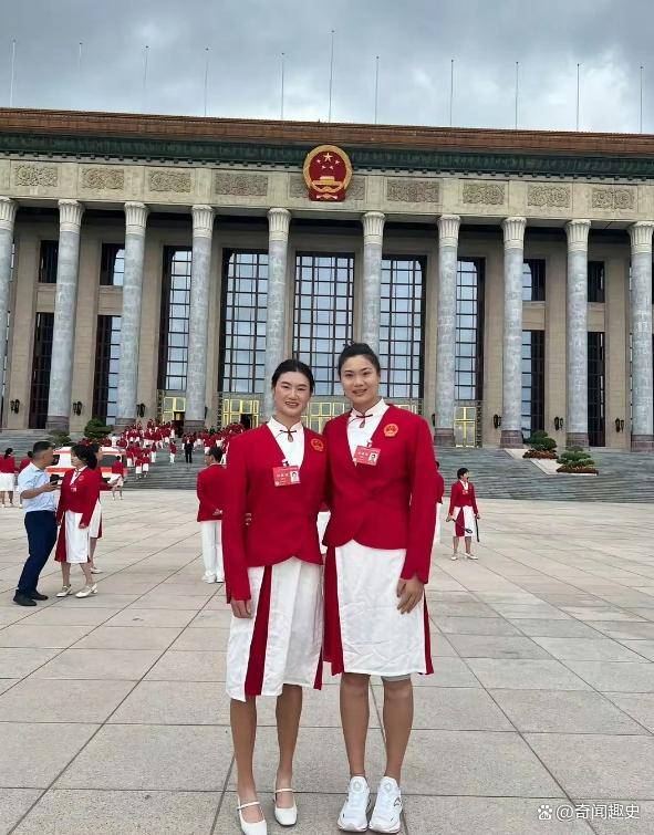 全红婵好像误入巨人国-全红婵被选中