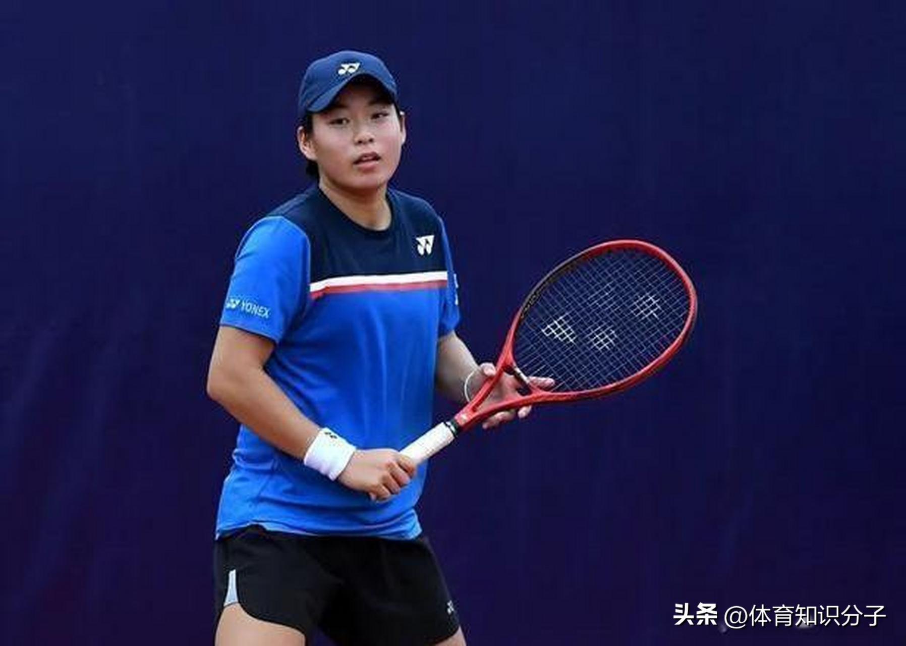 0比2被横扫出局！21岁女网金花无缘8强，网友：难成郑钦文好帮手-0比0会点球吗