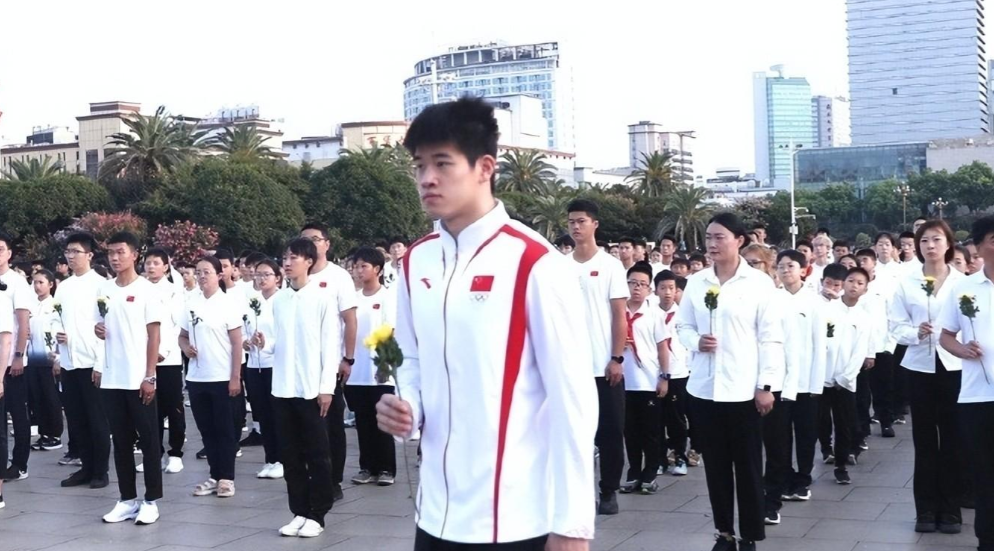 笑喷!潘展乐被问接下来目标:先把你们记者应付过去 我再好好放松-潘展鸿律师事务所