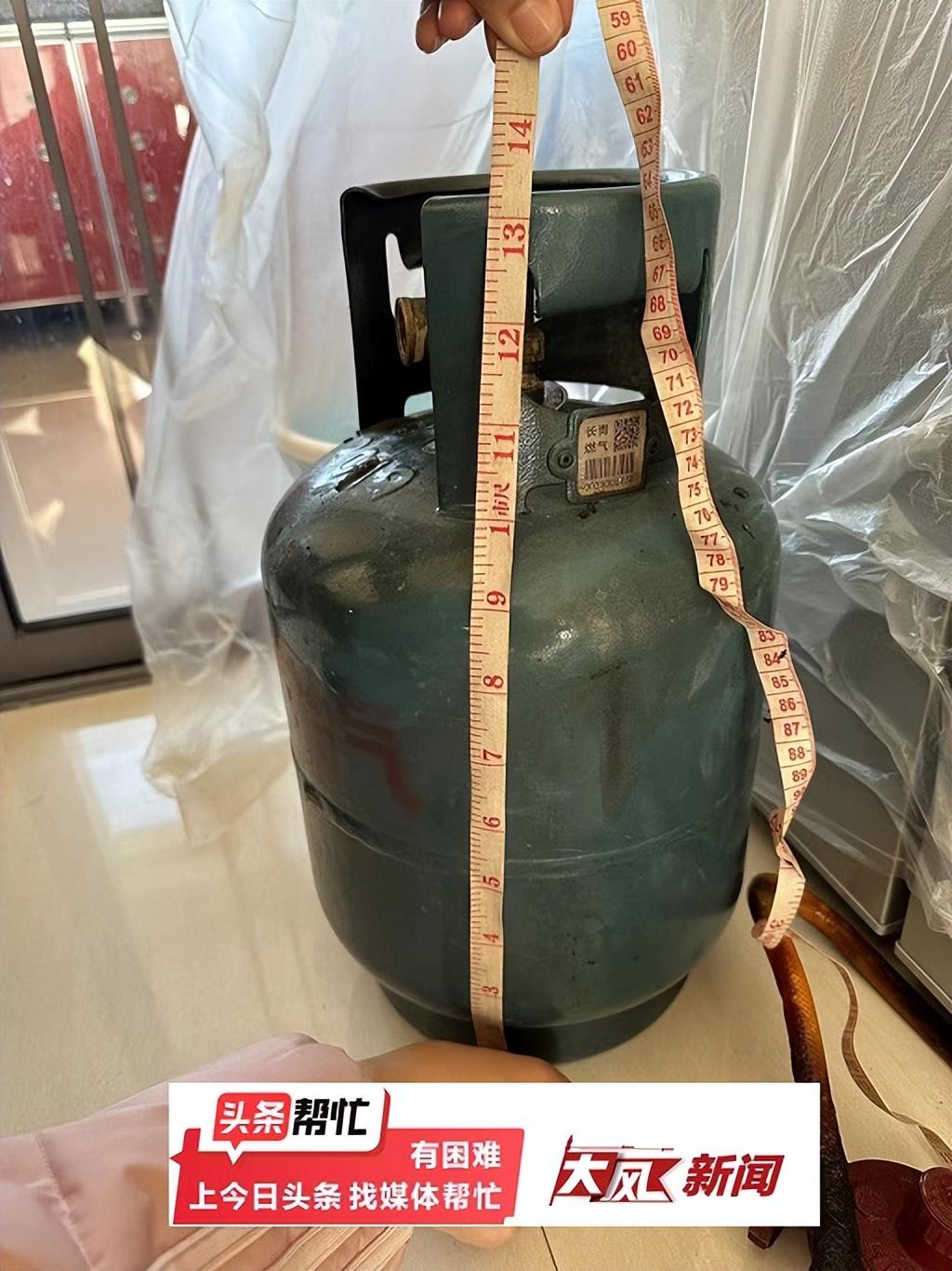 女子家中正做饭，液化气罐疑泄漏燃爆夫妻俩烧伤，想走医保遇难题；住建局：将加紧处理-液化气罐爆炸应急处置措施