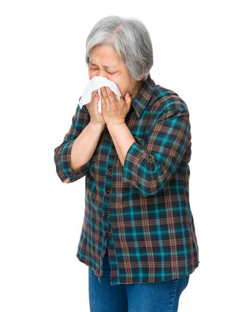 哭晕！老人把积蓄藏旧枕头里，被儿子扔掉致无法追回 网友有怀疑-把老人藏起来了怎么处理