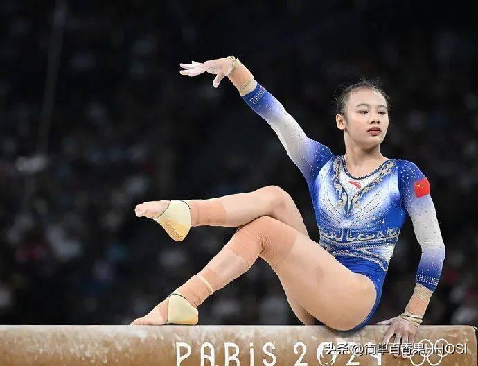 热搜第一！全红婵自曝跳水前要花半小时绑绷带，教练回应-全红婵跳水震撼全场教练,裁判都为她鼓掌,太牛了!