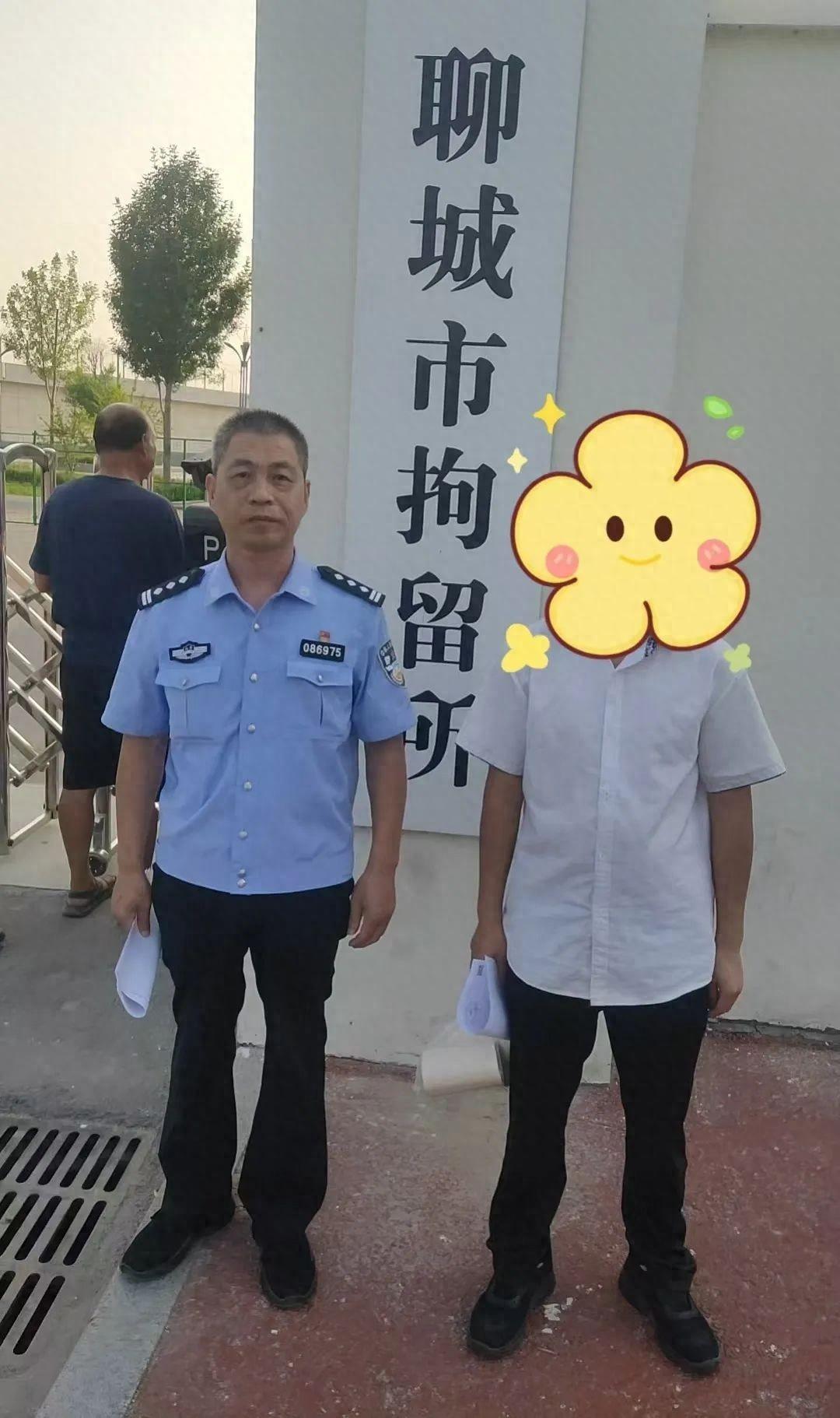快递小哥车被撬六个快递被盗，警方不断蹲守，将居无定所的违法行为人抓获并行政拘留-快递小哥拆开快递盗窃的怎么办
