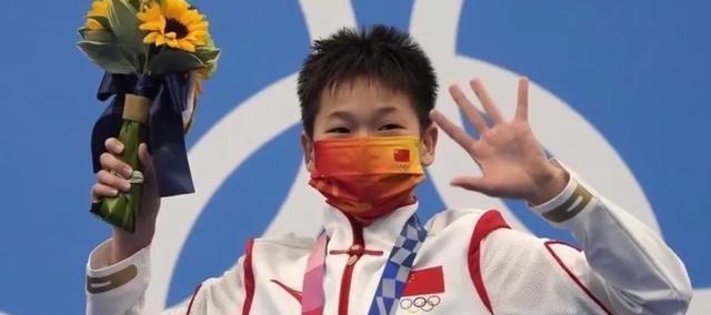 全红婵跳水前要花半小时绑绷带，终于明白她为何感叹自己也年轻过-全红婵跳水时刻