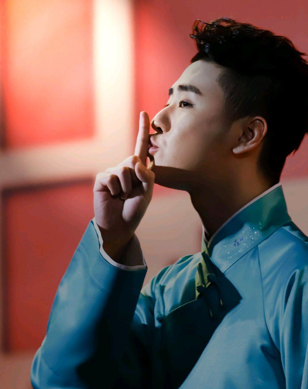 张云雷的流量源于实力，不是颜值，而是那份对传统热爱尊敬的心-张云雷是流量还是实力