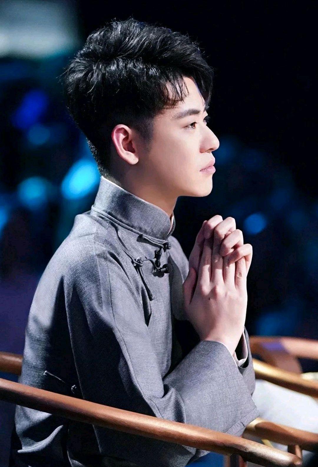 张云雷的流量源于实力，不是颜值，而是那份对传统热爱尊敬的心-张云雷是流量还是实力