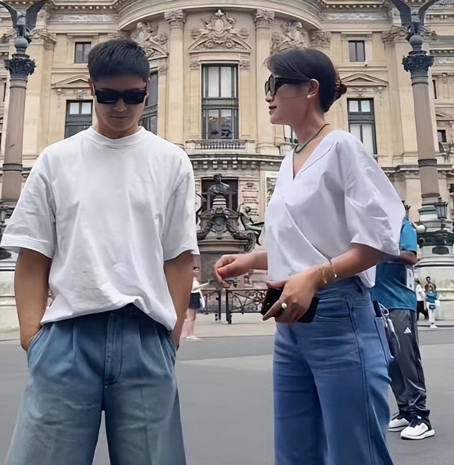 叶一茜母女现身巴黎，穿马面裙引老外围观，森碟身大头小下巴抢镜-叶一茜5到34岁