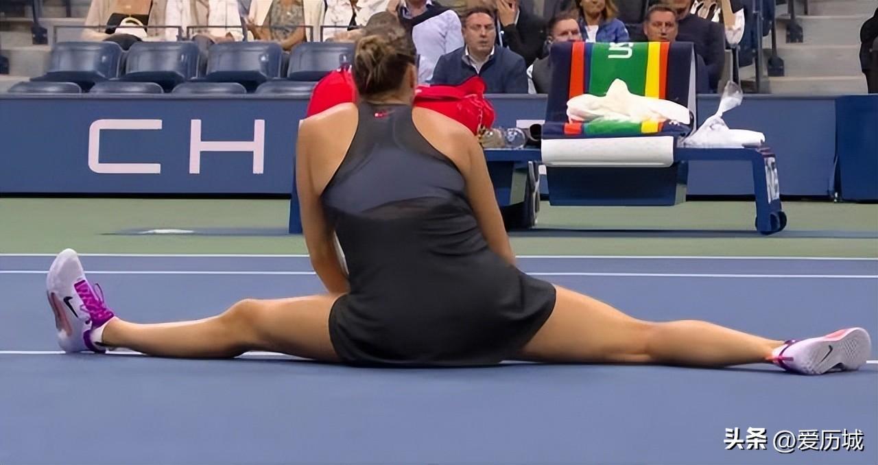 郑钦文把萨巴伦卡打到劈一字马-郑钦文网球比赛视频直播