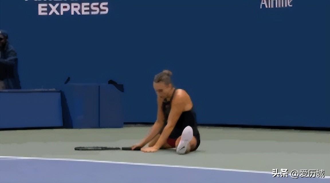 郑钦文把萨巴伦卡打到劈一字马-郑钦文网球比赛视频直播