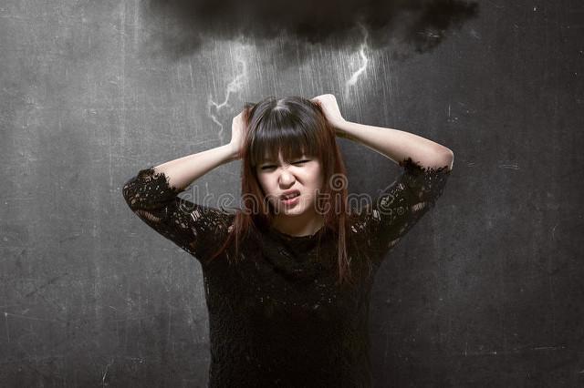 专家：现在的年轻人比老一辈更苦，精神压力更大-现在的年轻人不如以前的老了