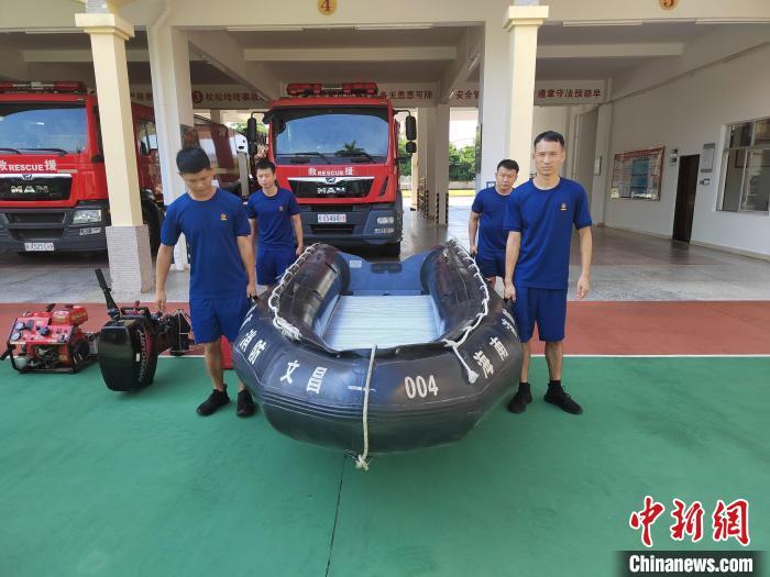 “摩羯”或是近十年影响海南岛最强台风 海南积极应对-海南十大台风之最