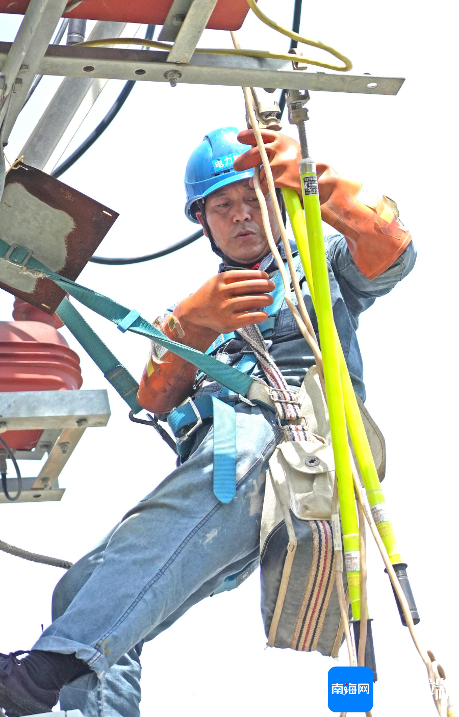 原创组图 | 直击第二批广东电网援琼抢险队抢修现场-广东电网贴吧最新录取
