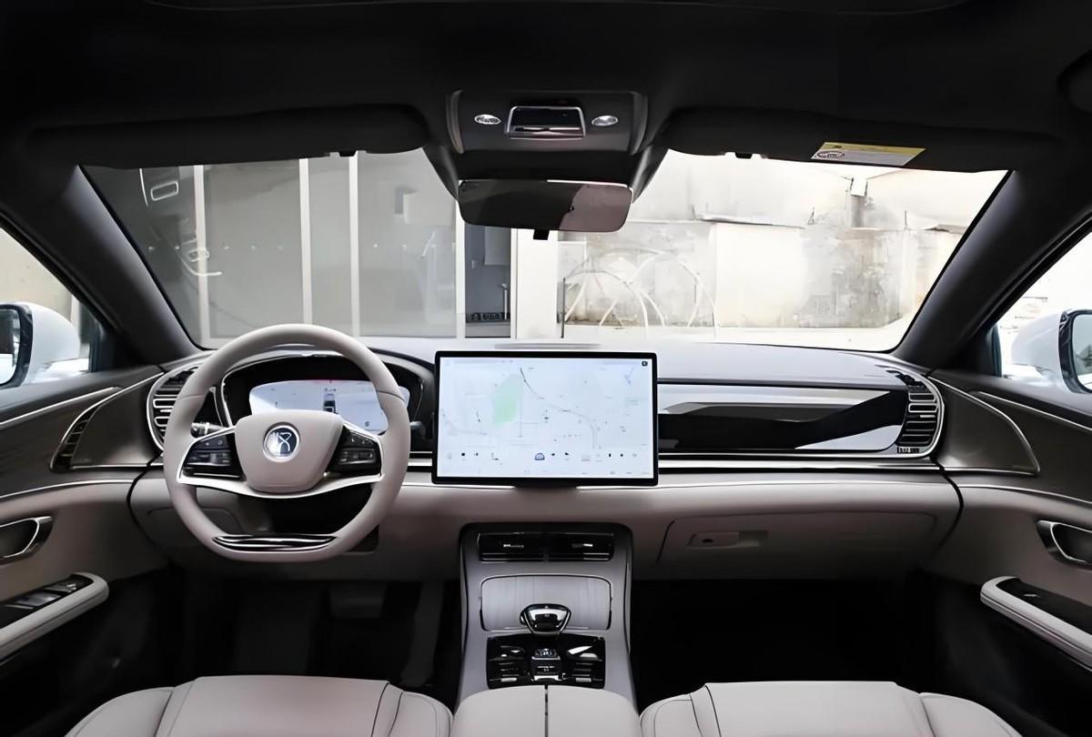 没买车的有福了，比亚迪多款新车年内上市，改款汉、宋Pro领衔-比亚迪即将上市新车图片高清