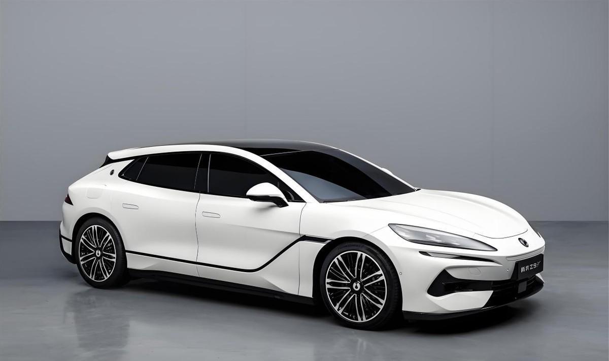 没买车的有福了，比亚迪多款新车年内上市，改款汉、宋Pro领衔-比亚迪即将上市新车图片高清