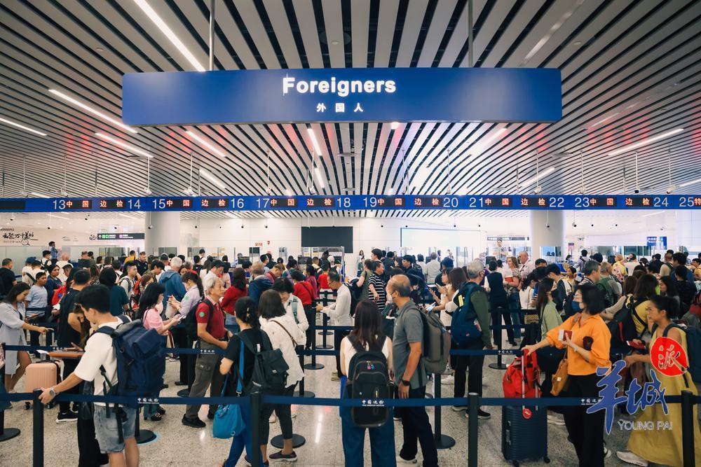 早读｜中秋假期广东接待游客2135.7万人次；技能军团携13金返粤-广东中秋旅游景点排行