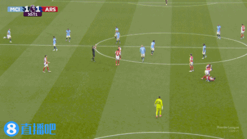 神剧情！曼城2-2绝平十人阿森纳 斯通斯读秒绝平特罗萨德染红-曼城阿森纳比赛结果最新消息