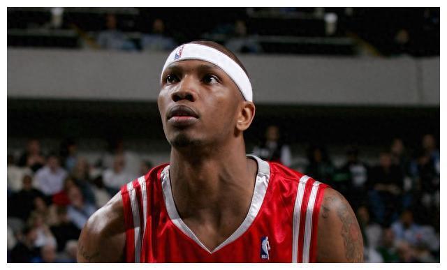 揭秘NBA五大水货榜眼！哪位球员最让人失望？-nba水货状元排行榜前十名