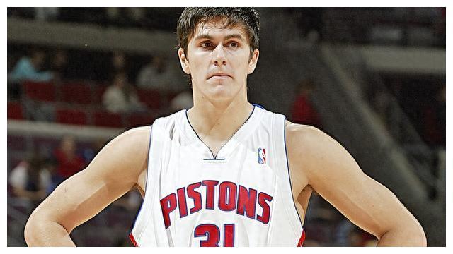 揭秘NBA五大水货榜眼！哪位球员最让人失望？-nba水货状元排行榜前十名