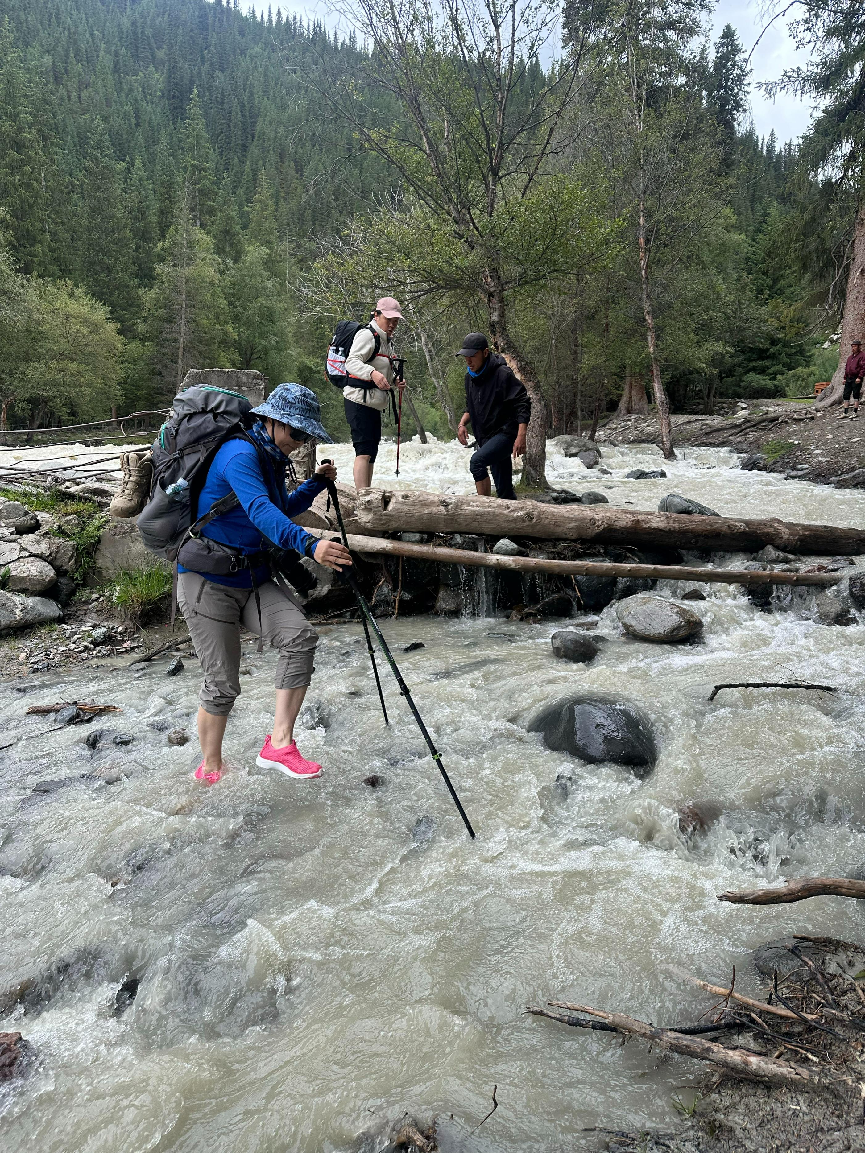 夏特大北线徒步日记--2024年7月15日-夏特峡谷简介