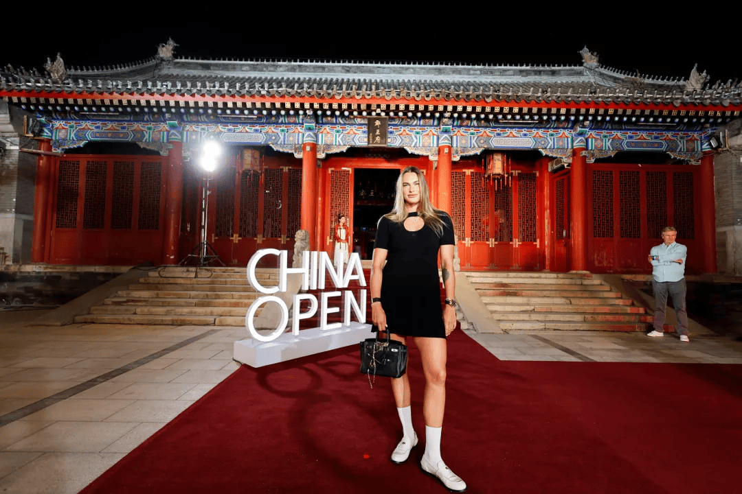 今晚，郑钦文本届中网首秀！-今晚郑钦文比赛直播哪里可以看