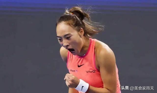 郑钦文赢球创造2个首次！张雨霏晒图祝贺-大便入水有红色散开