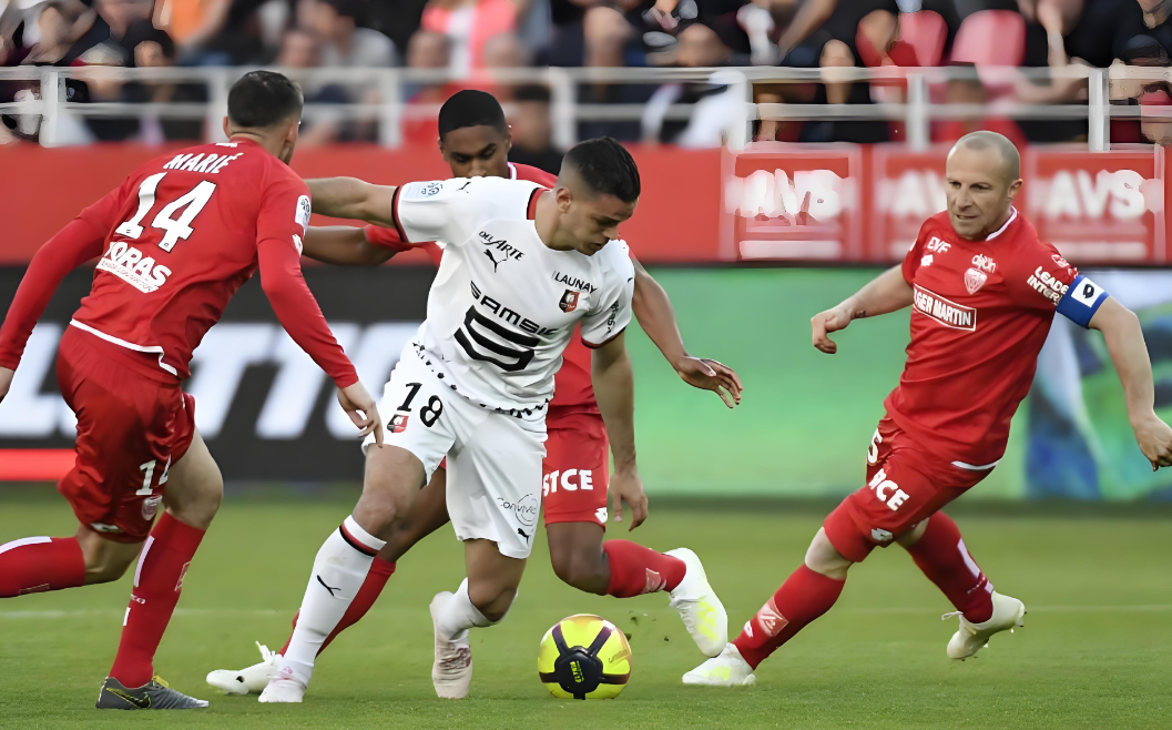 世预赛3大黑马！力压伊朗登顶！3战不败冲第2，顽强逼平亚洲第一-世预赛是啥