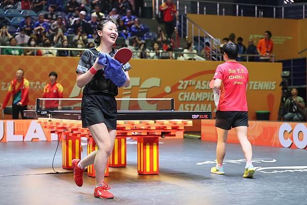 近三个月出战34场比赛，过度使用孙颖莎是对国乒未来的不负责-国乒队员孙颖莎年龄