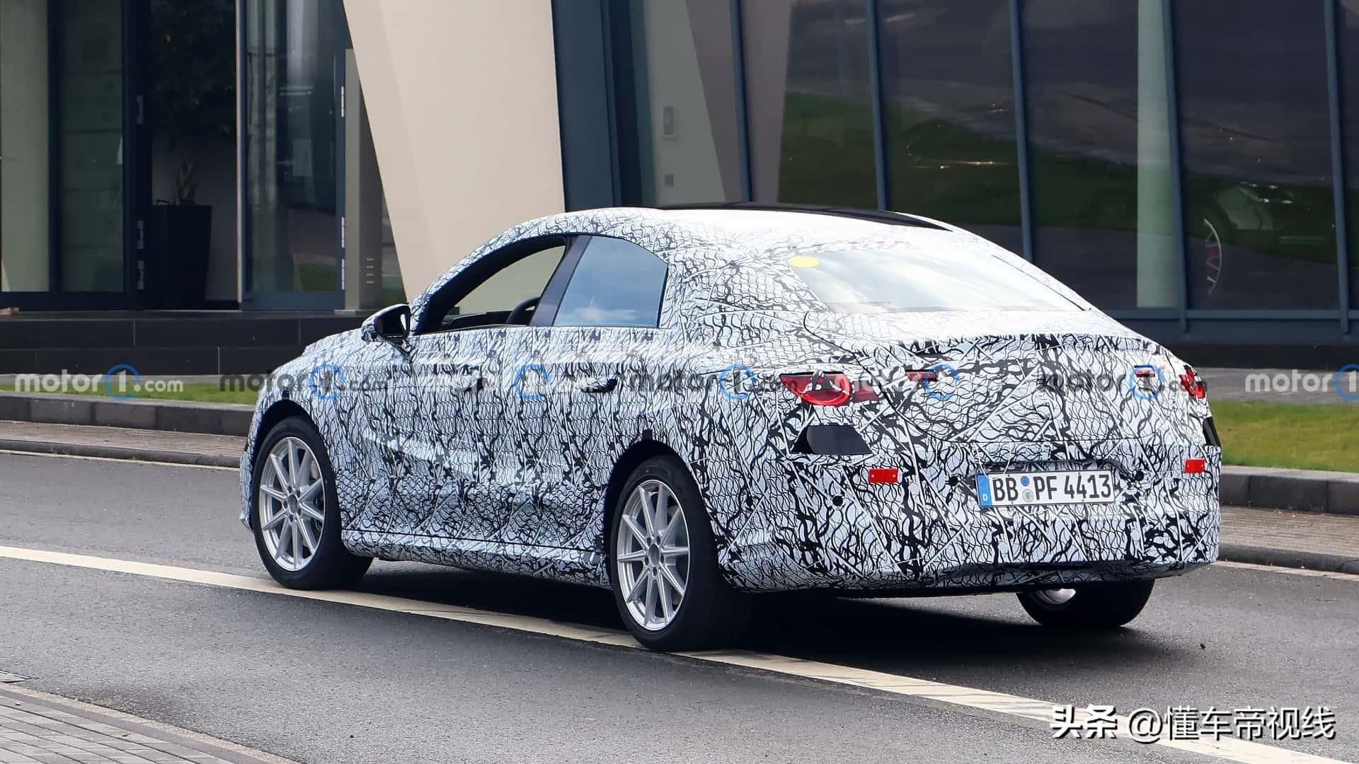 新车 | 800伏架构/或今年底发布，全新奔驰CLA纯电轿车预告图发布-奔驰cla概念车