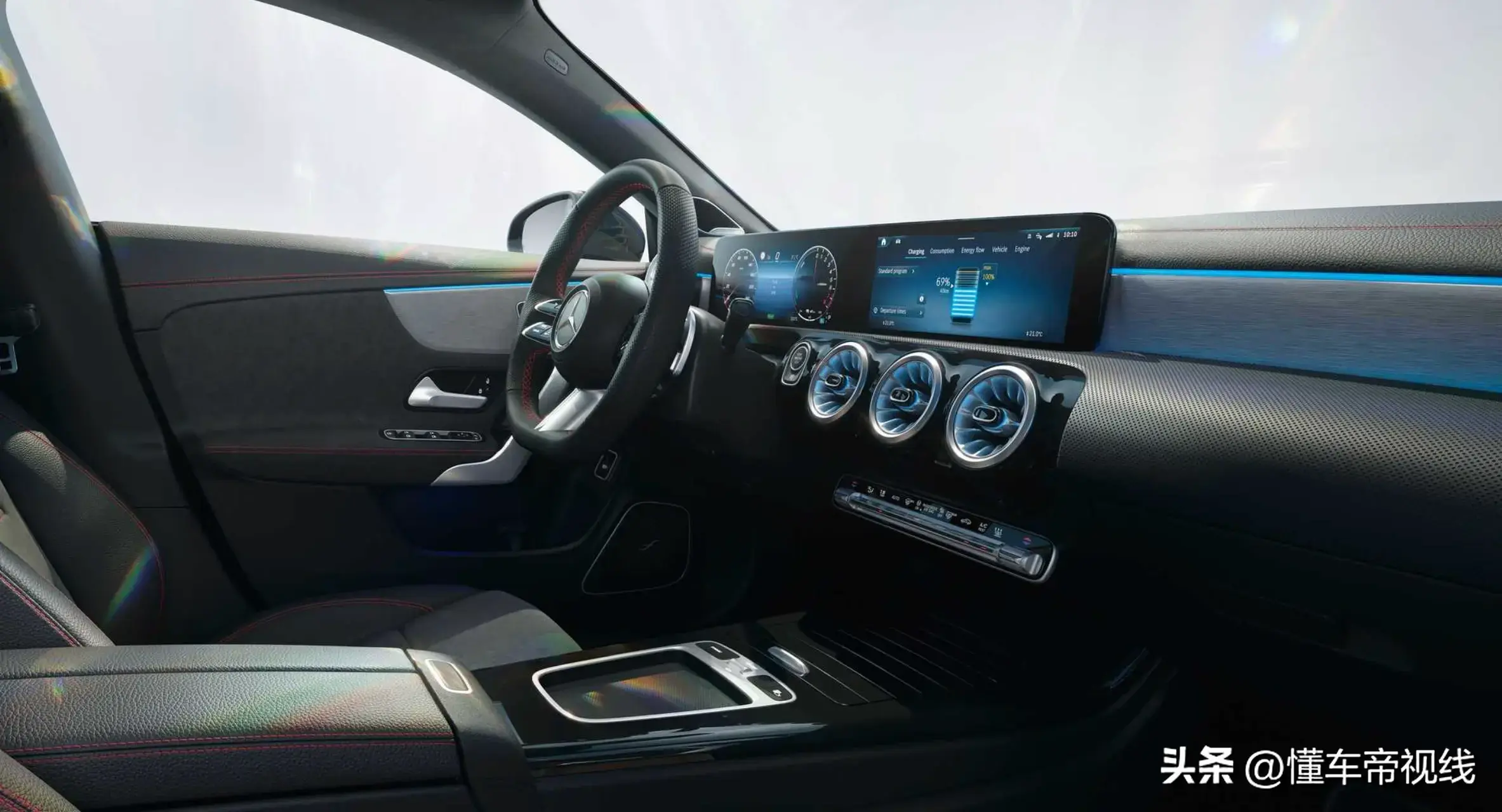 新车 | 800伏架构/或今年底发布，全新奔驰CLA纯电轿车预告图发布-奔驰cla概念车