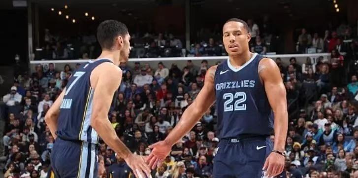 灰熊客场险胜步行者，年轻球员闪耀季前赛场-灰熊队2021比赛