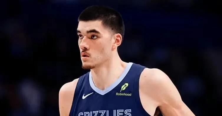 灰熊客场险胜步行者，年轻球员闪耀季前赛场-灰熊队2021比赛