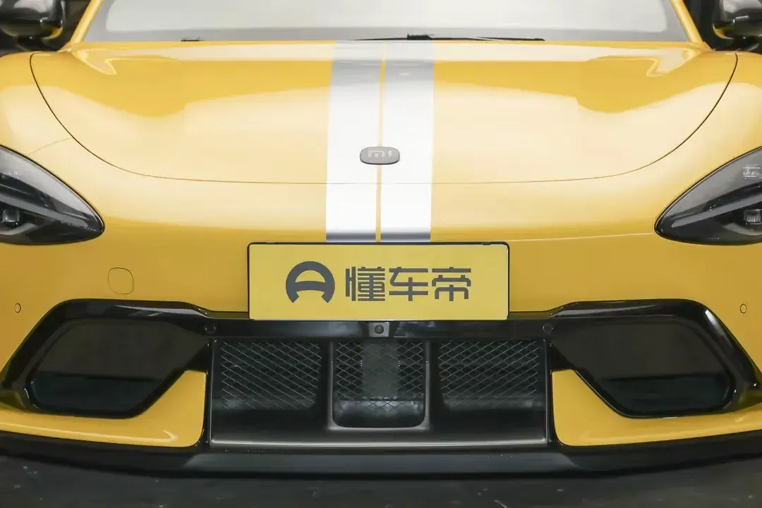 小米进军超跑市场！SU7 Ultra震撼登场，性能碾压特斯拉和保时捷-小米的跑车