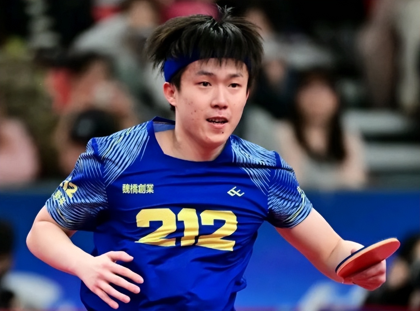 3-1，樊振东横扫世界第一王楚钦，3-0：“小胖”一人独得两分-樊振东王楚钦年龄