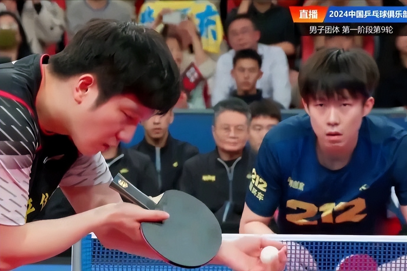 3-1，樊振东横扫世界第一王楚钦，3-0：“小胖”一人独得两分-樊振东王楚钦年龄