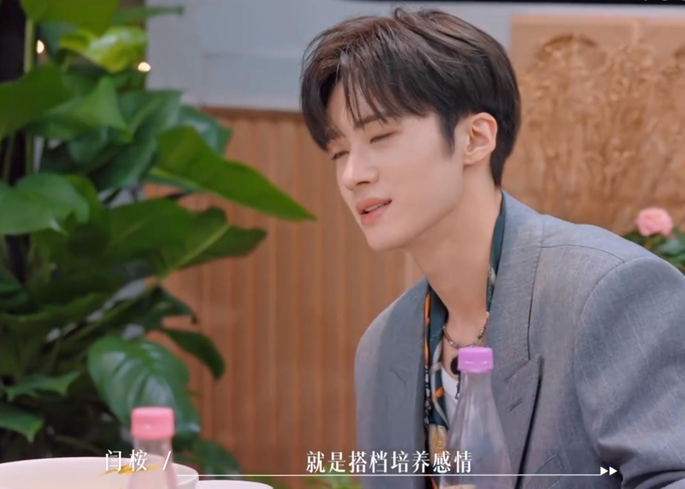 烂！男女单独配对，刚见面就亲嘴，演技类综艺的脸都被丢尽了-男女之间见面