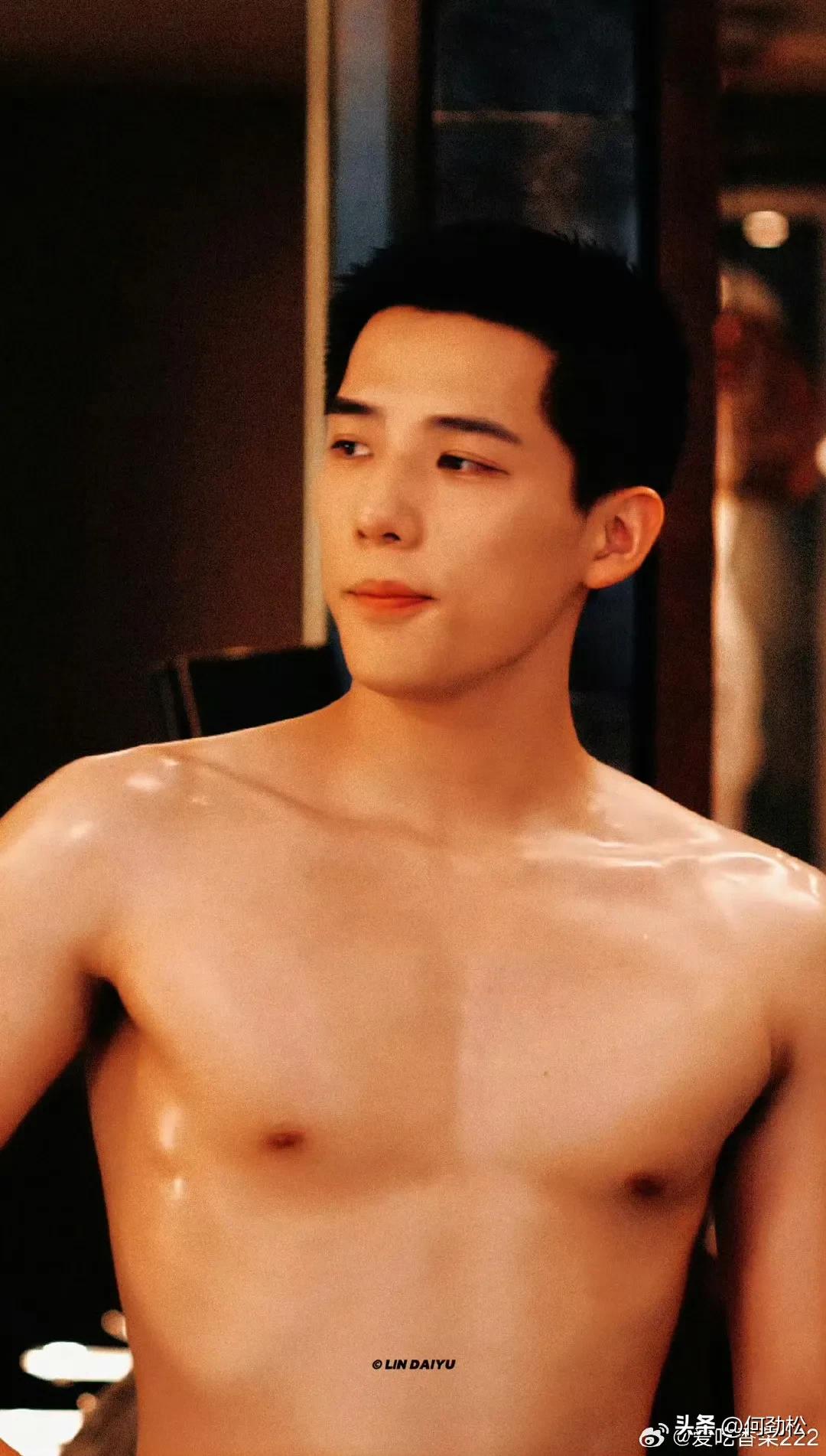 最帅男艺人再次洗牌，肖战李现登顶，杨洋第9于适4成毅3王一博第2-最帅的男明星 排名