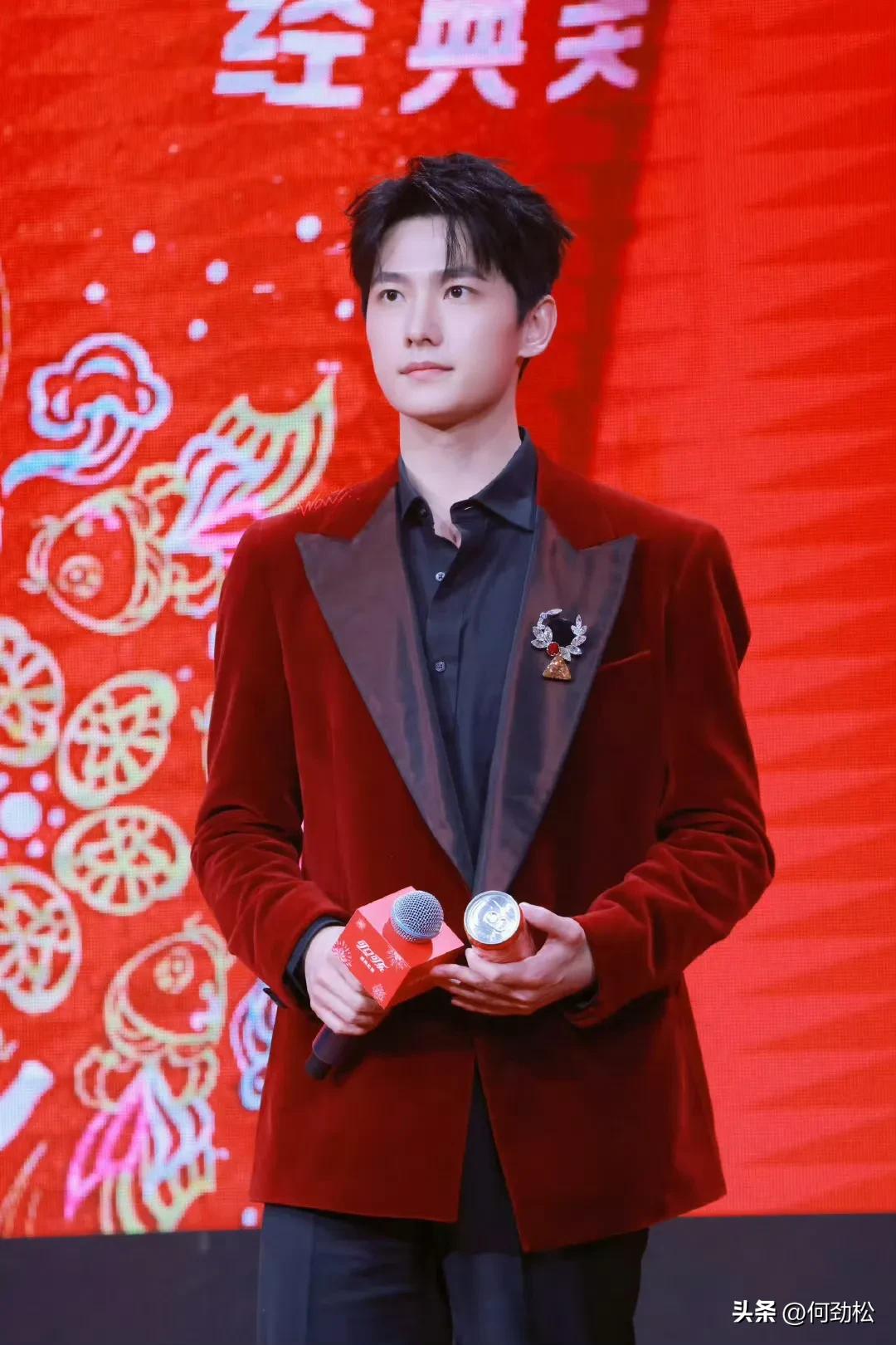 最帅男艺人再次洗牌，肖战李现登顶，杨洋第9于适4成毅3王一博第2-最帅的男明星 排名