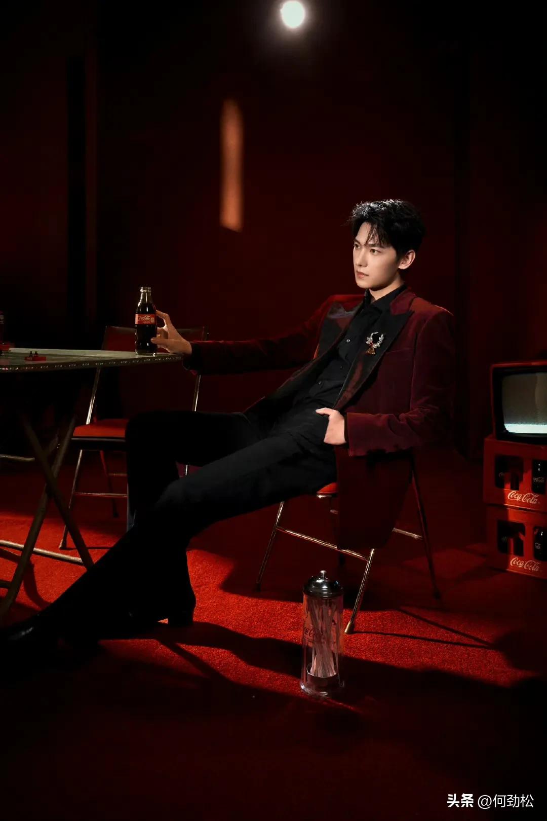 最帅男艺人再次洗牌，肖战李现登顶，杨洋第9于适4成毅3王一博第2-最帅的男明星 排名