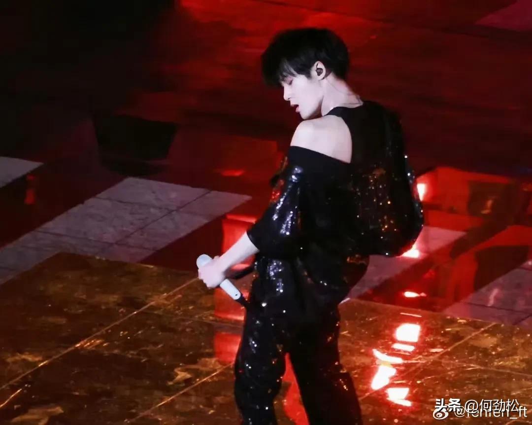 最帅男艺人再次洗牌，肖战李现登顶，杨洋第9于适4成毅3王一博第2-最帅的男明星 排名