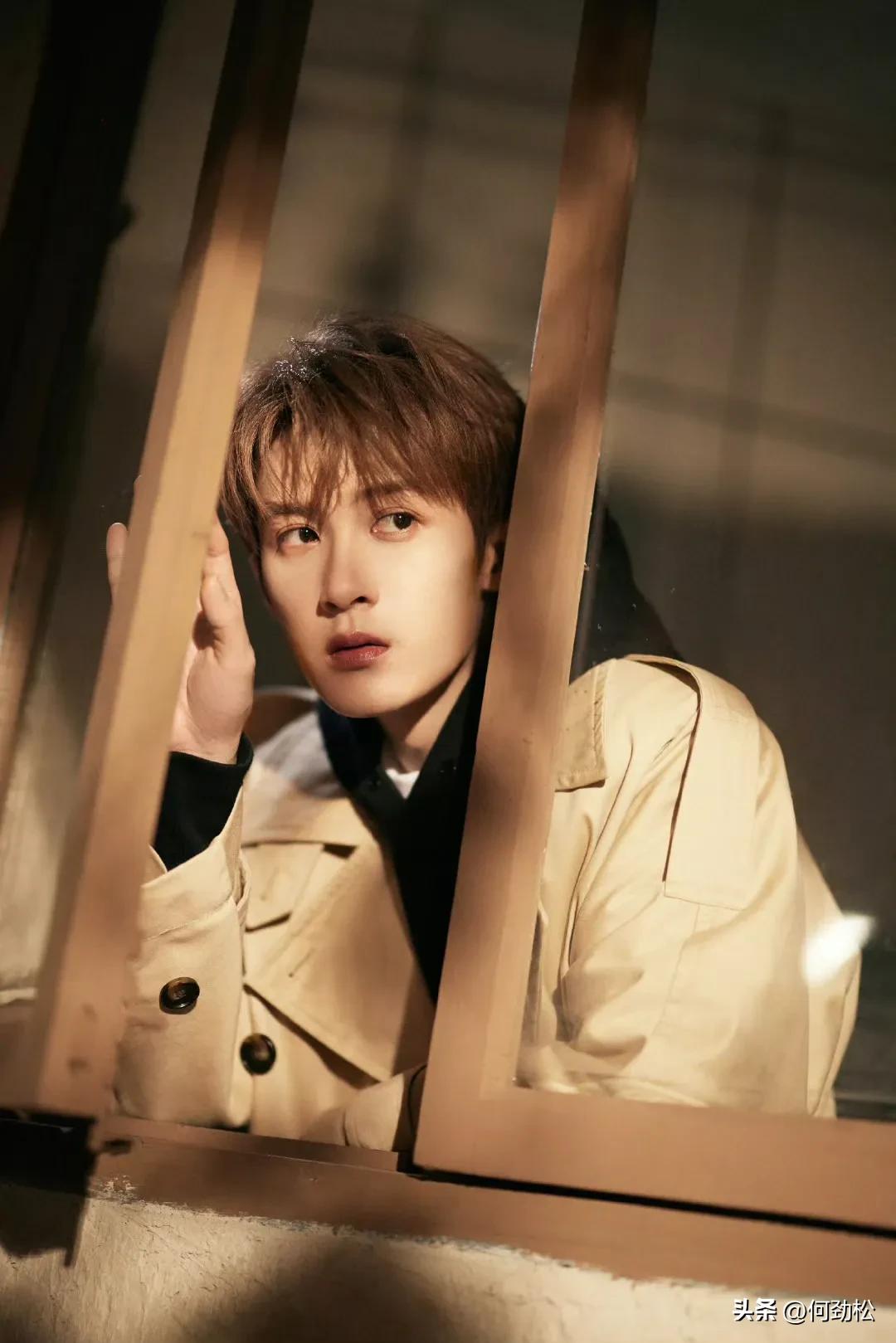 最帅男艺人再次洗牌，肖战李现登顶，杨洋第9于适4成毅3王一博第2-最帅的男明星 排名