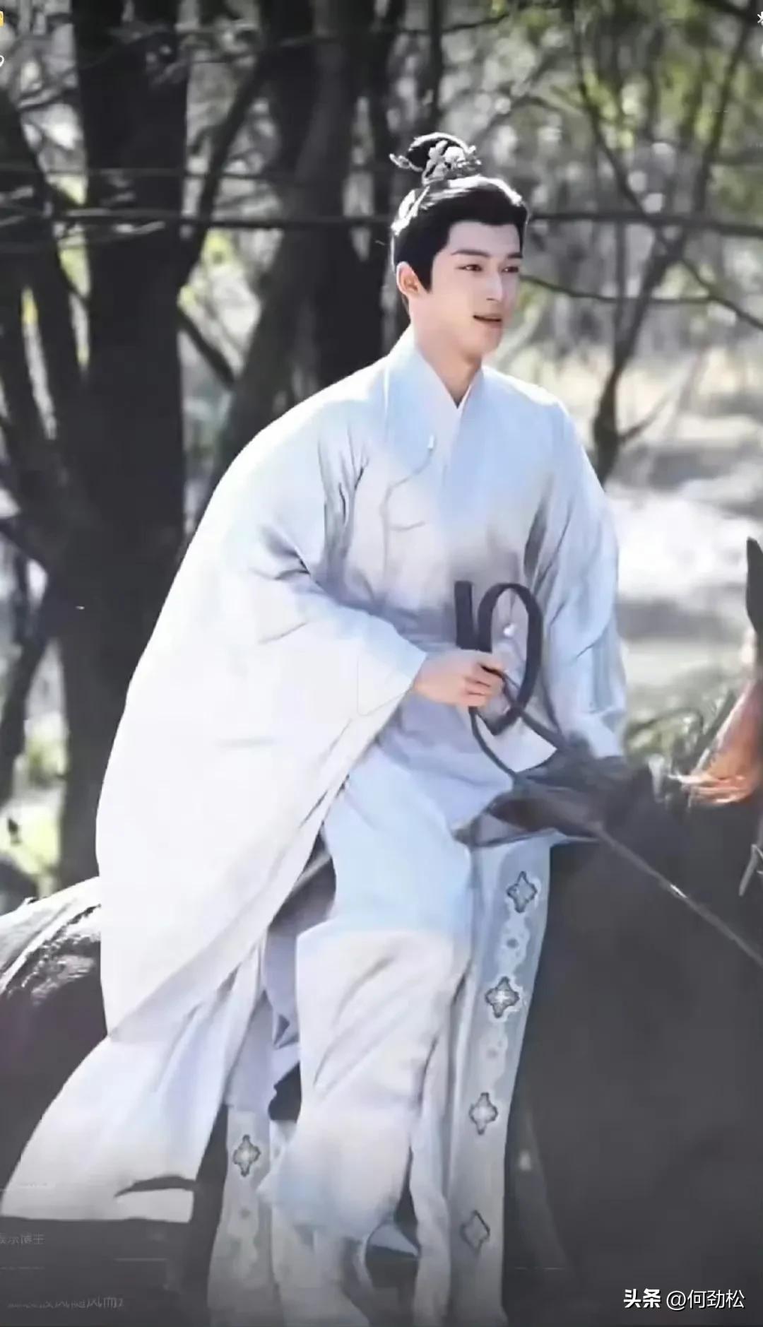 最帅男艺人再次洗牌，肖战李现登顶，杨洋第9于适4成毅3王一博第2-最帅的男明星 排名