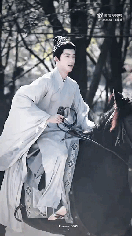 最帅男艺人再次洗牌，肖战李现登顶，杨洋第9于适4成毅3王一博第2-最帅的男明星 排名