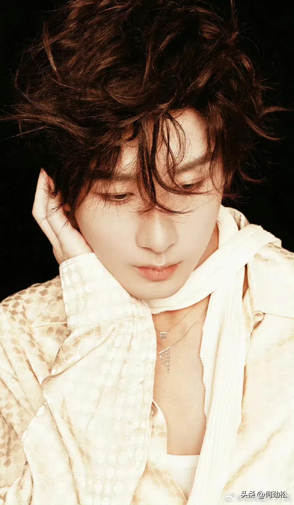 最帅男艺人再次洗牌，肖战李现登顶，杨洋第9于适4成毅3王一博第2-最帅的男明星 排名